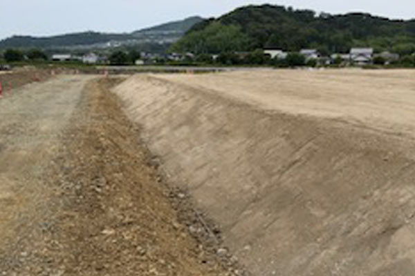 高知日野自動車本社新築造成工事